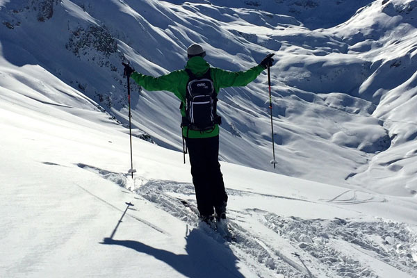 Ski School Hochzillertal - Skiing Lessons for Adults